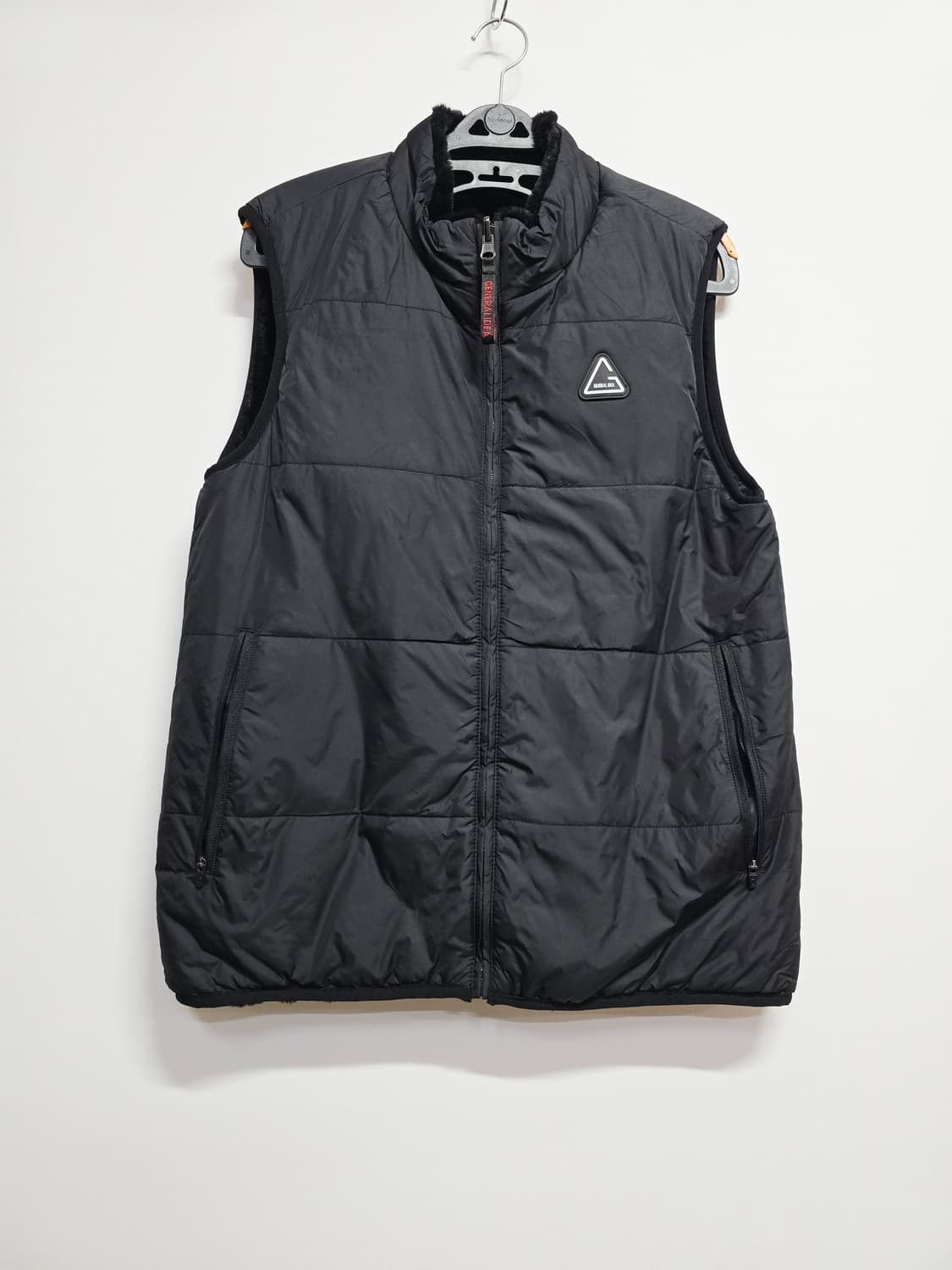 제네럴아이디어 검정 양면 조끼 95 상품이미지1