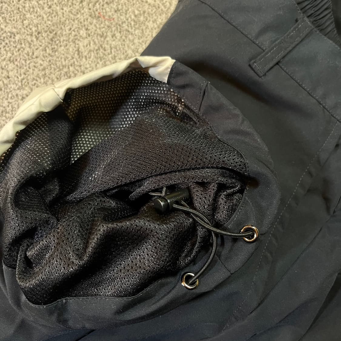 엑스톤즈 배색 커브드 트랙 팬츠 상품이미지3