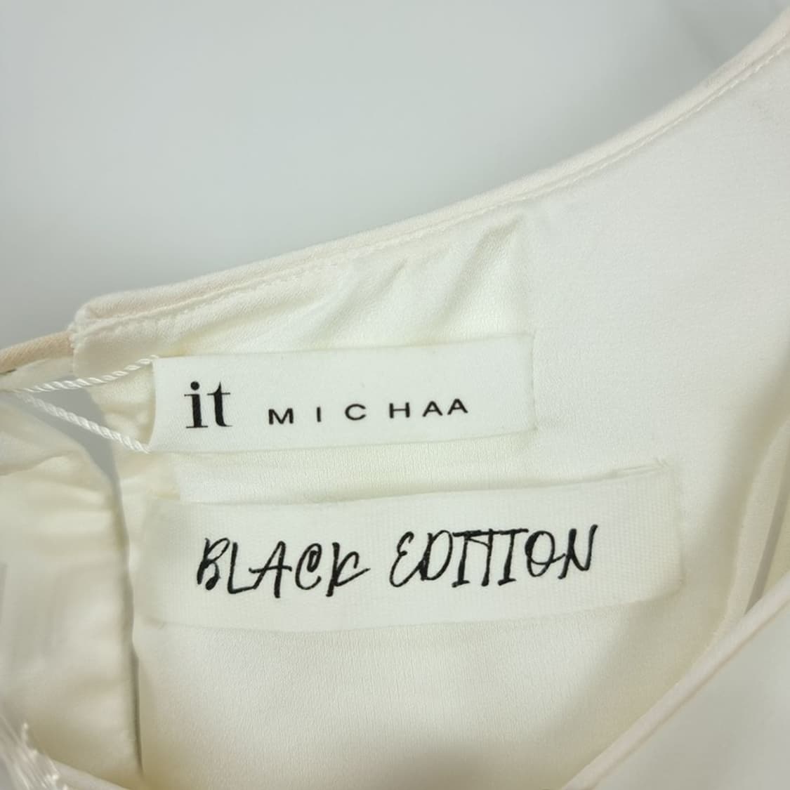 [잇미샤] (새상품) 22S/S 스퀘어넥 크롭 블라우스 M19653 상품이미지9