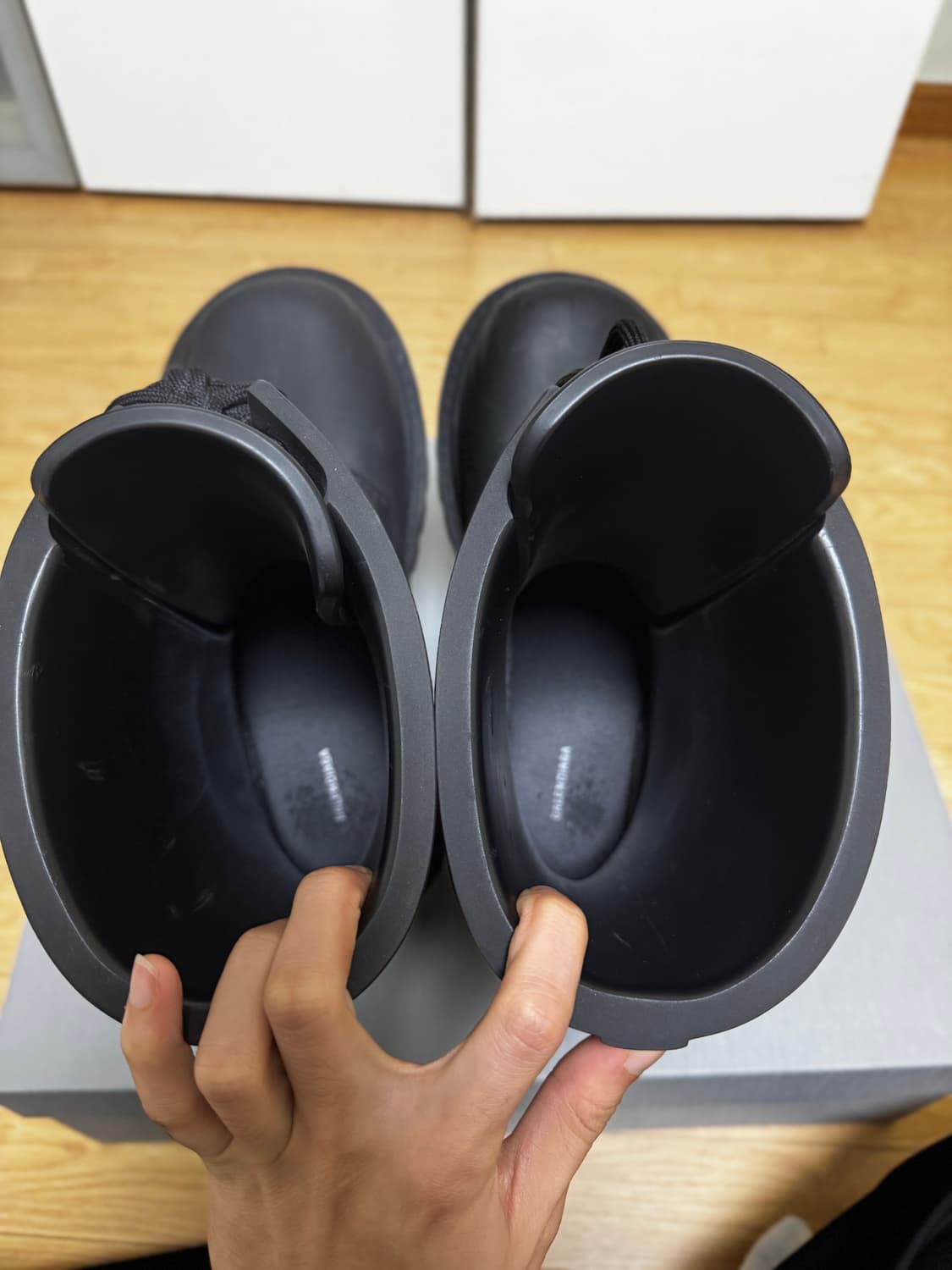 발렌시아가 스테로이드 부츠 상품이미지4