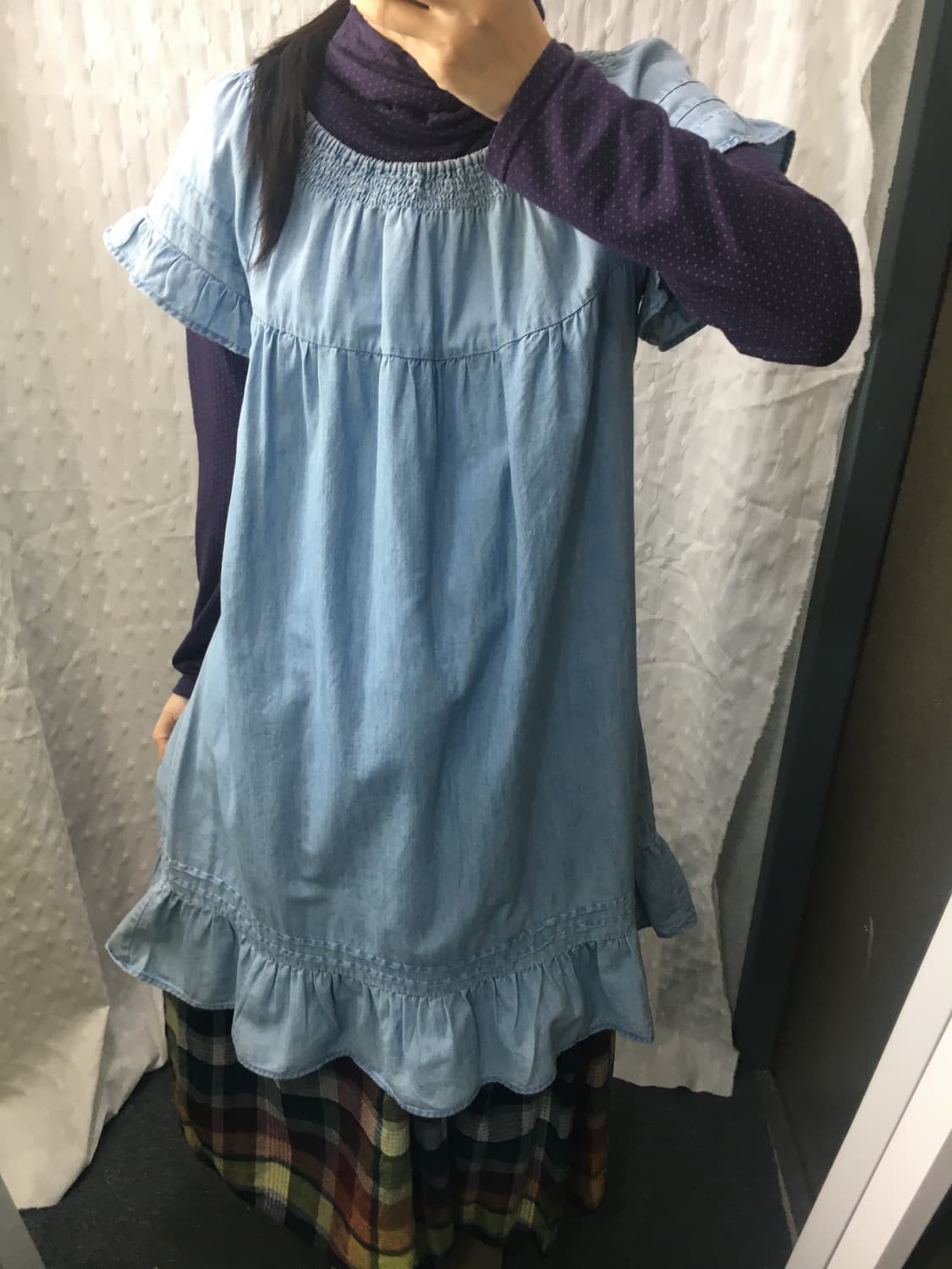 퍼플 도트 레이스 목폴라 티셔츠 상품이미지2