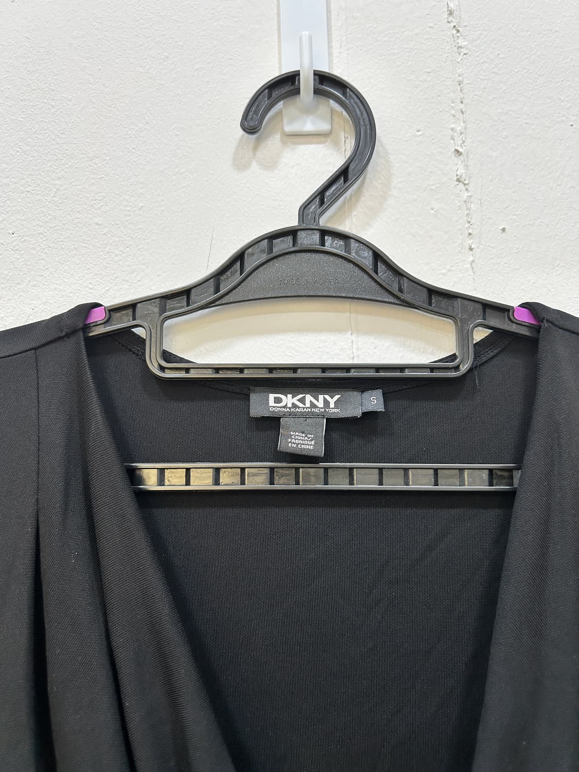DKNY 레이온 블랙 셔링 민소매 원피스 S 상품이미지5