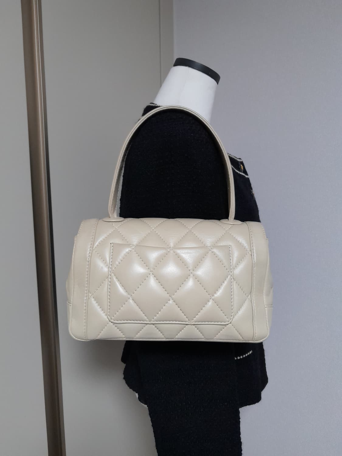 샤넬 빈티지 레어템 퀼팅 탑핸들 플랩백 상품이미지5