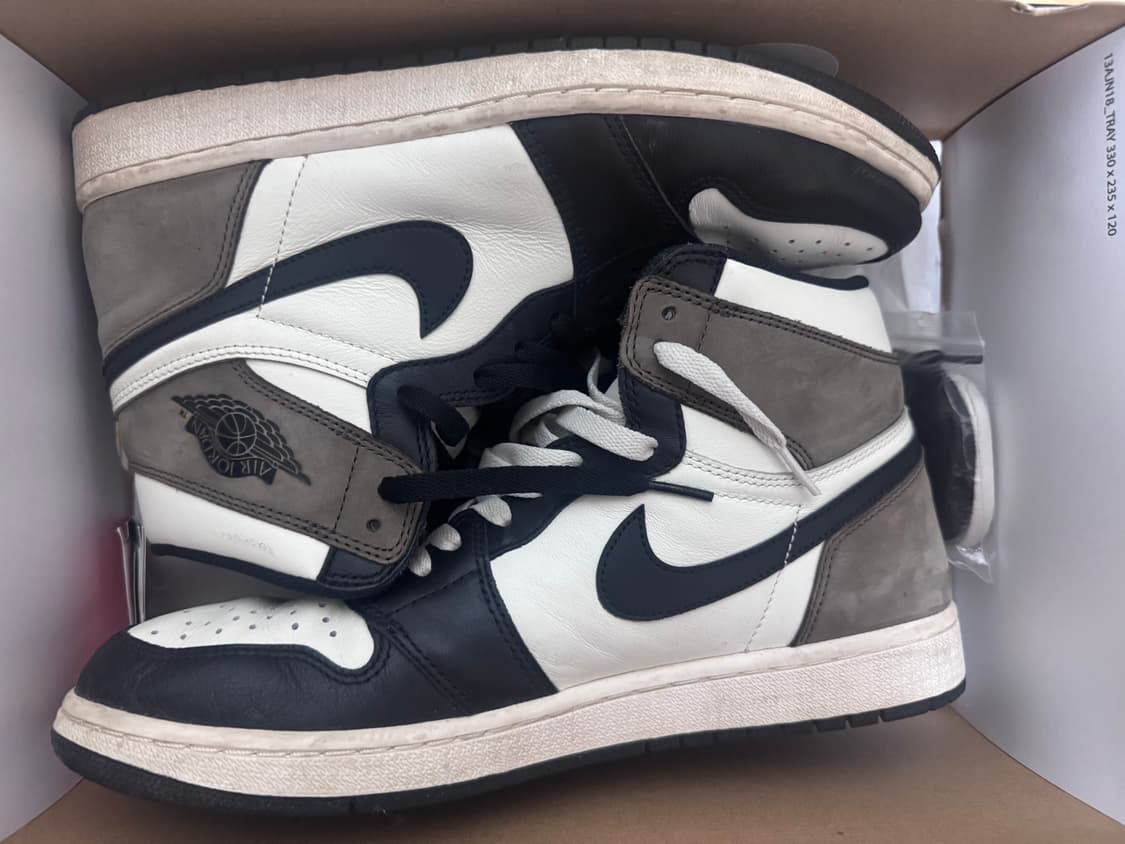 에어조던 1 하이 다크모카 285 상품이미지1