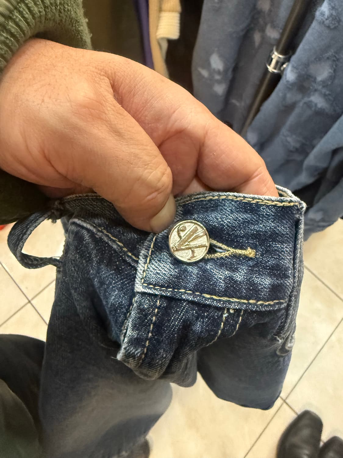 33 정품 베르사체 데님바지 팝니다 상품이미지6