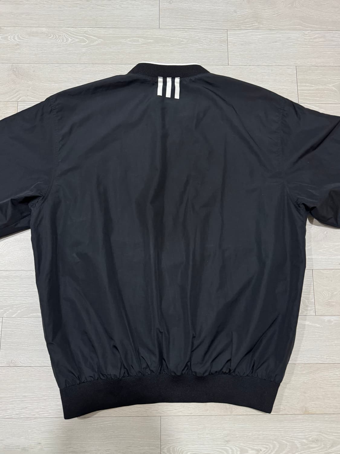 [100] 아디다스 00’s 올드스쿨 폴리쉘 웜업 바람막이 상품이미지3