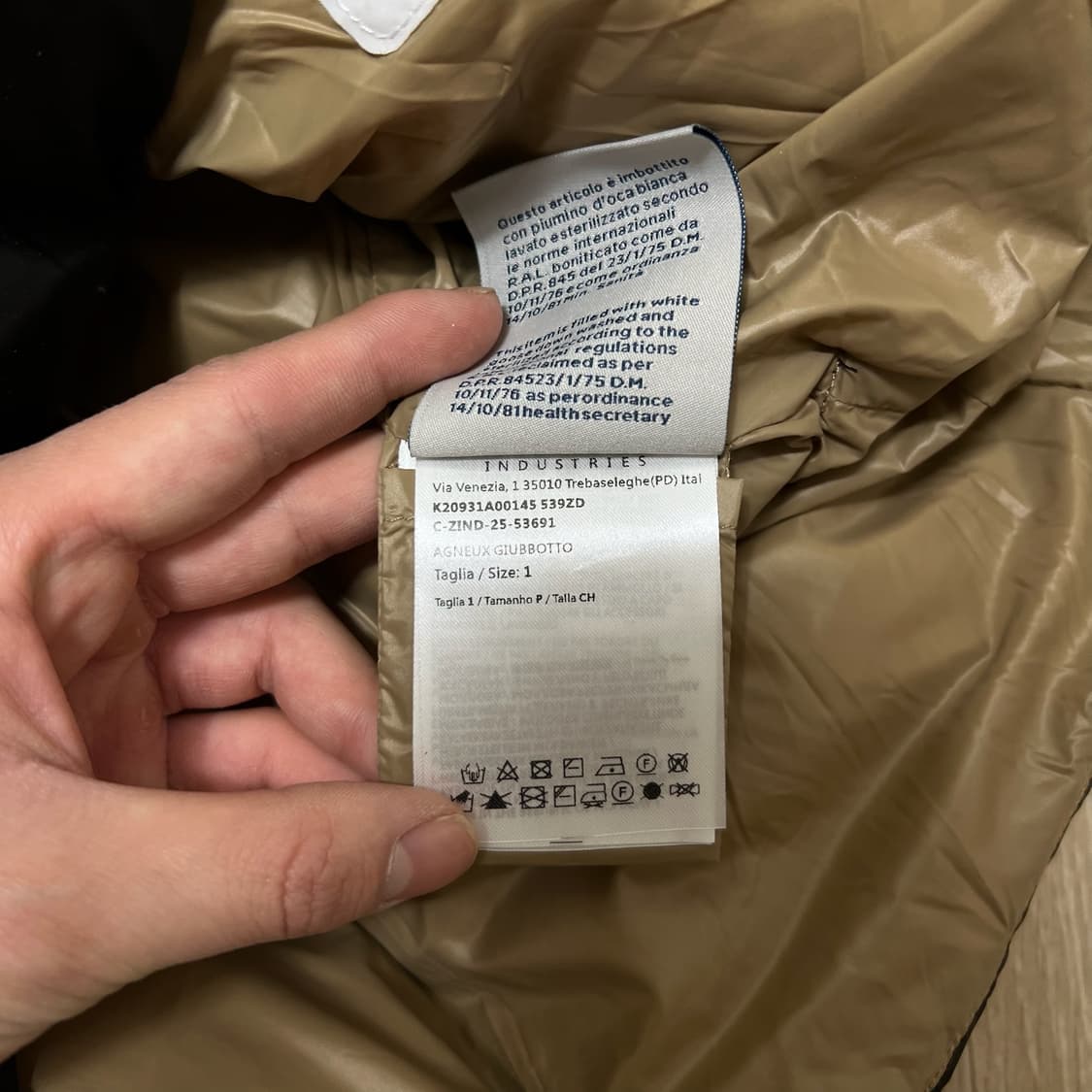 몽클레어 여성 구스다운 푸퍼 패딩 1사이즈  상품이미지6