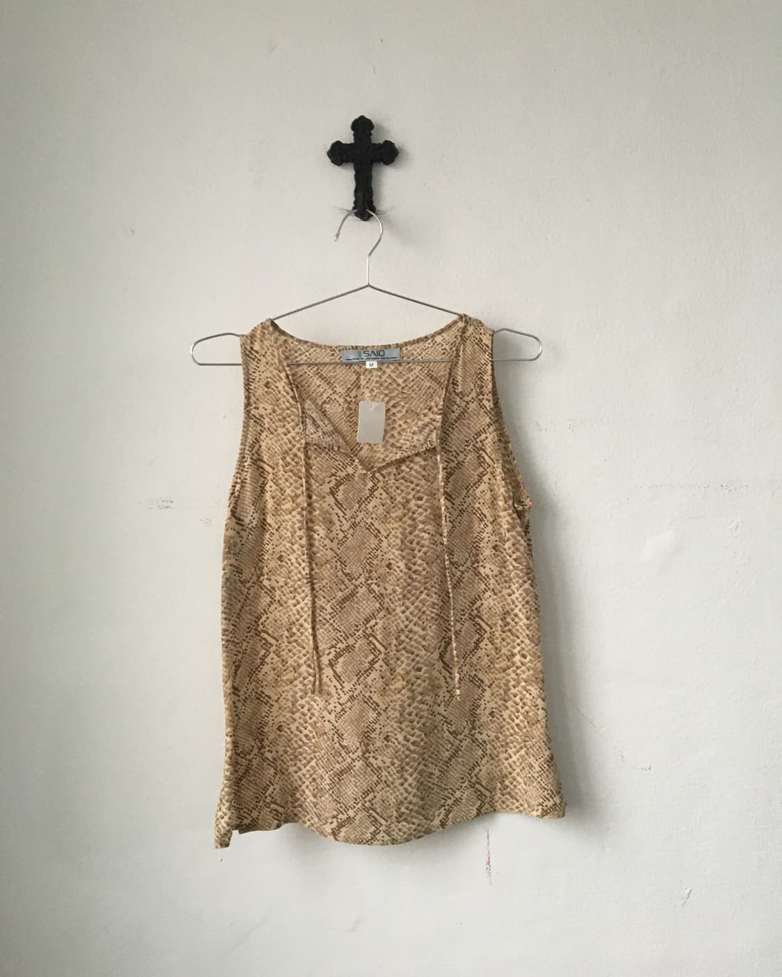 Python pattern sleeveless 상품이미지1