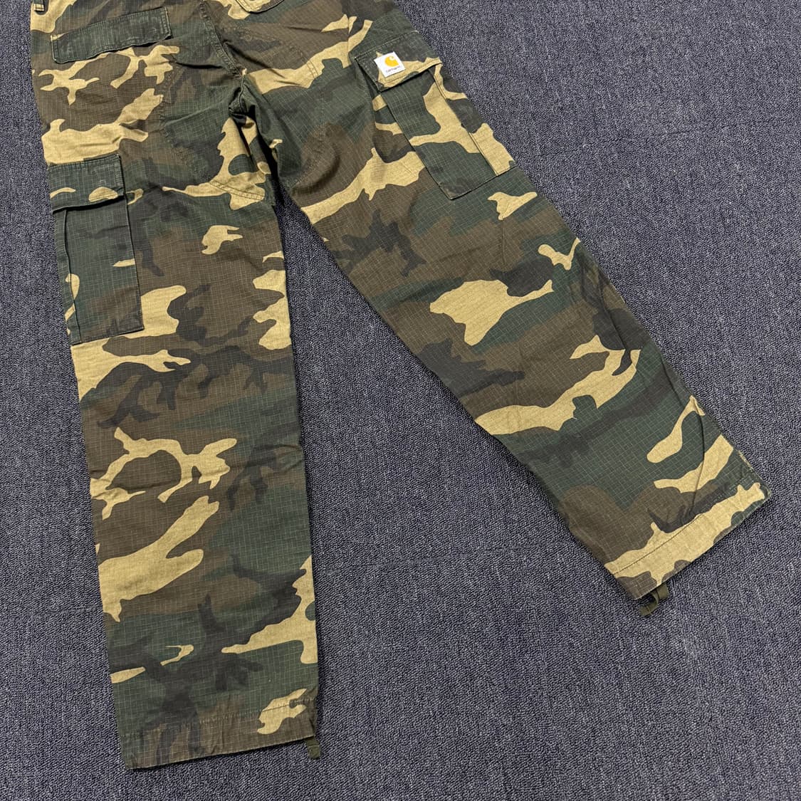 칼하트wip 카모 레귤러 카고 팬츠  상품이미지3