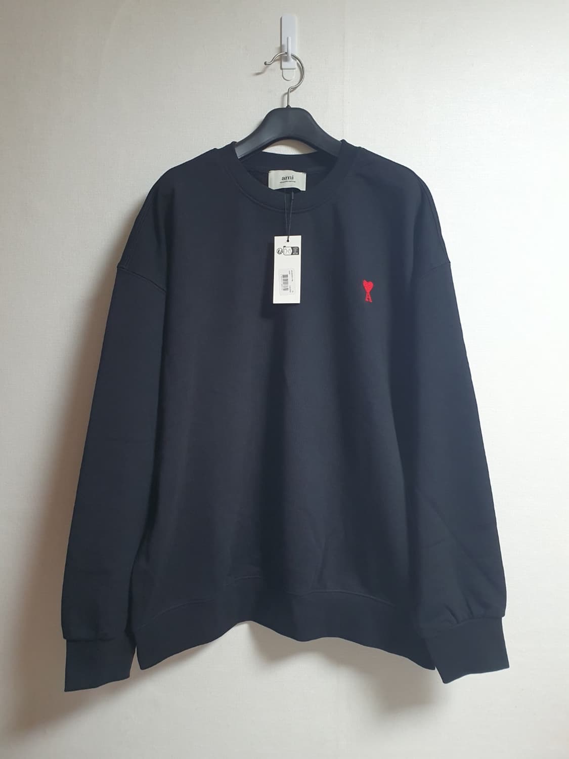 [미사용 새상품] 아미 맨투맨 스몰 하트로고 자수 블랙 XL 상품이미지1