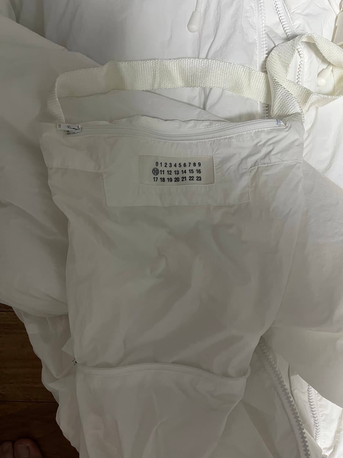 마르지엘라 흰색패딩40 상품이미지2