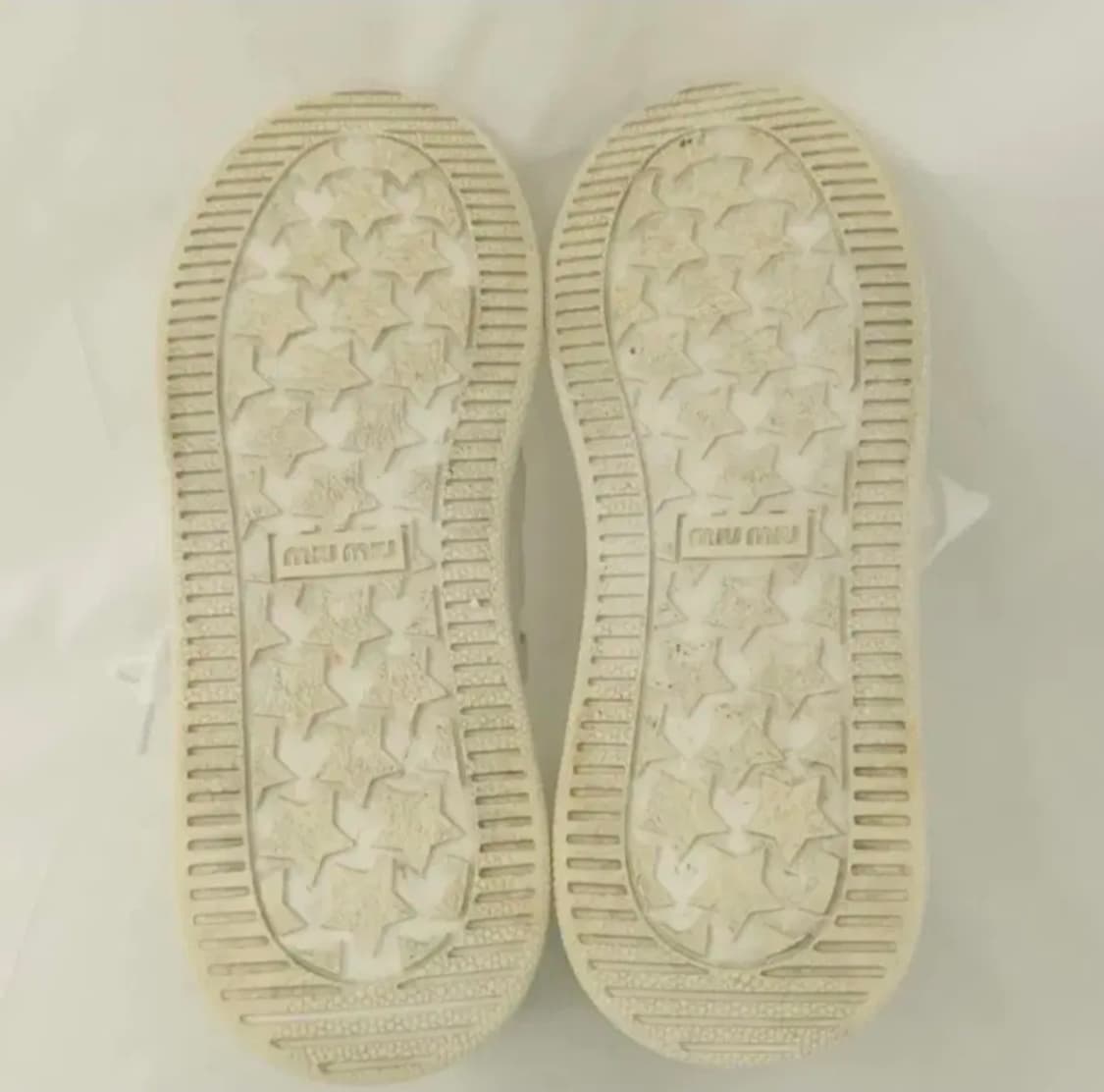 미우미우 로고 레더 스니커즈 (37사이즈/240mm) 상품이미지9