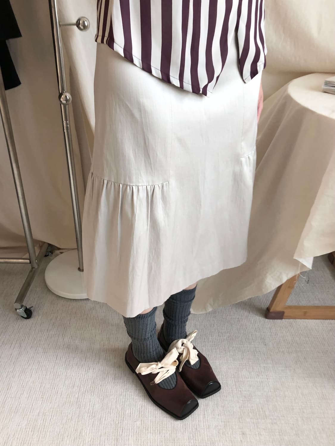 Pearly Midi Skirt 상품이미지1