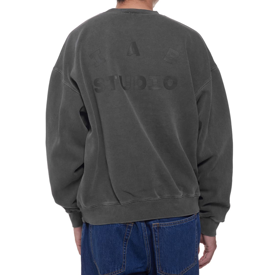 아이앱 스튜디오 피그먼트 스웨트 맨투맨  상품이미지1