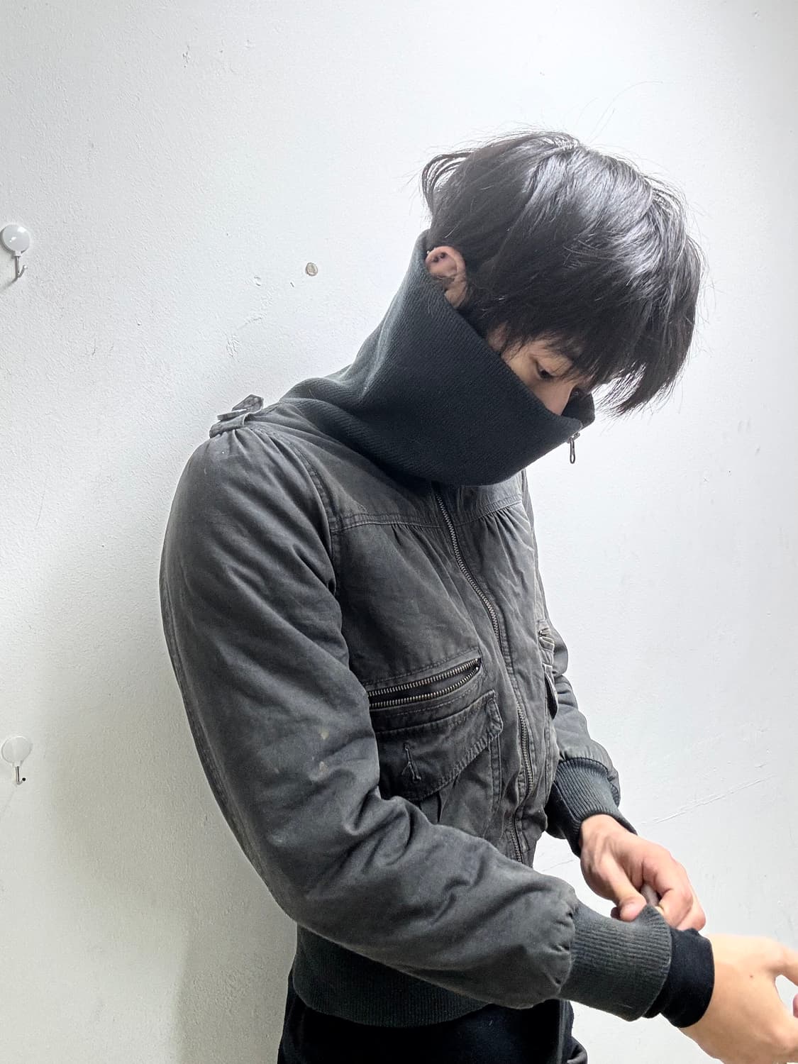 2000s Design Bomber-Fit Crop High Neck S 상품이미지2