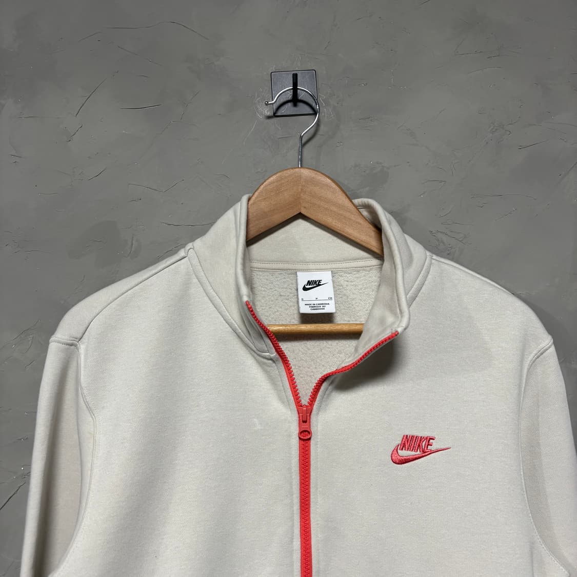 나이키 nsw 반집업 맨투맨 상품이미지2