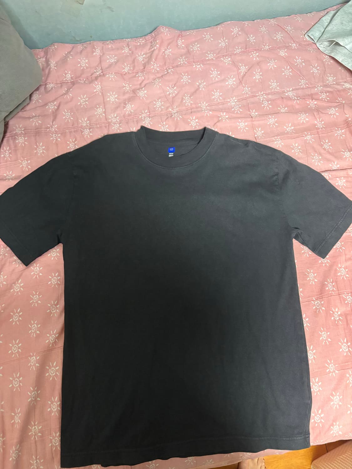 이지갭 반팔티 블랙 M사이즈 실착1회 새상품급 판매 상품이미지1