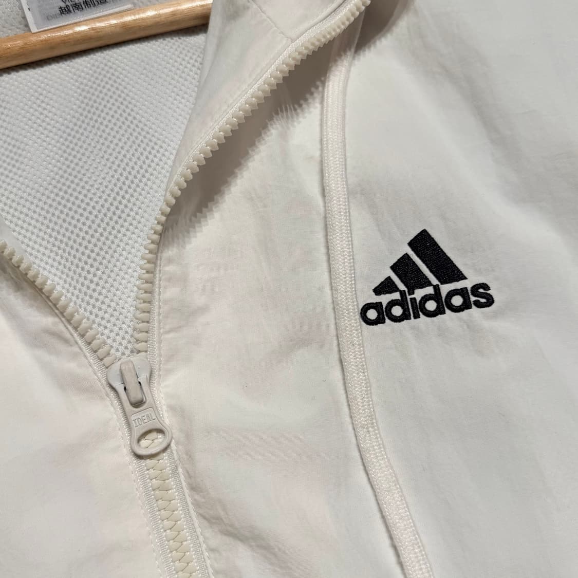 아디다스 여성 크롭 바람막이 L 화이트 상품이미지2