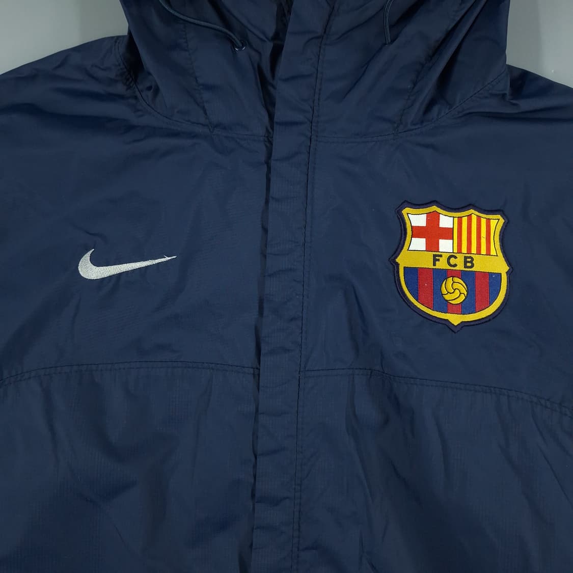 나이키 00s 네이비 바르셀로나 스우시 로고 올드스쿨 경량 바람막이 상품이미지4