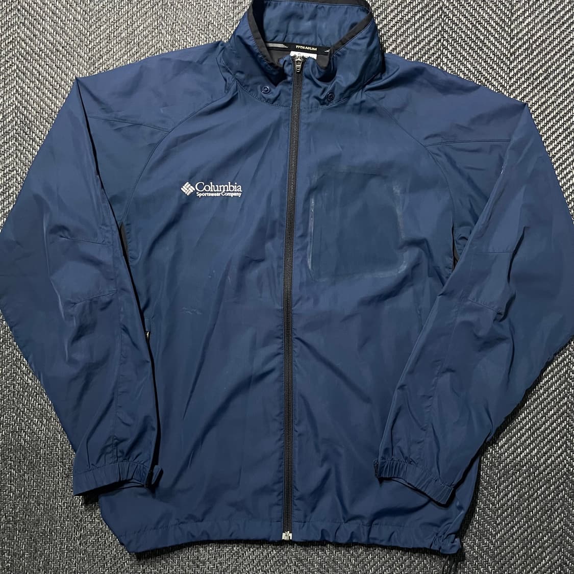 Columbia 콜롬비아 티타늄 기능성 경량 바람막이 상품이미지2