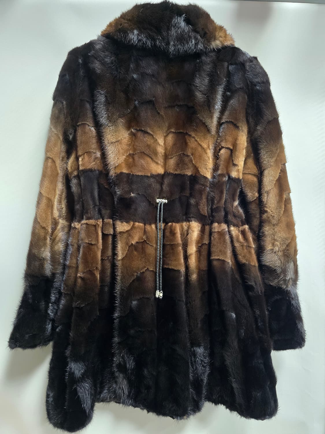 마드모아젤 밍크 코트 66 상품이미지3