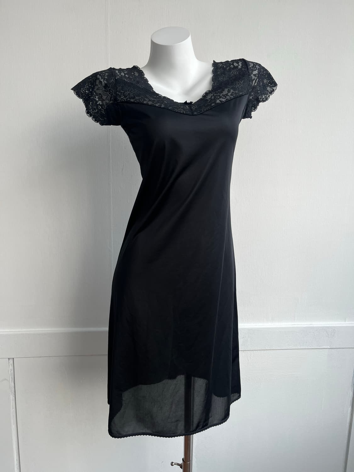 블랙 실크 레이스 슬립 상품이미지1