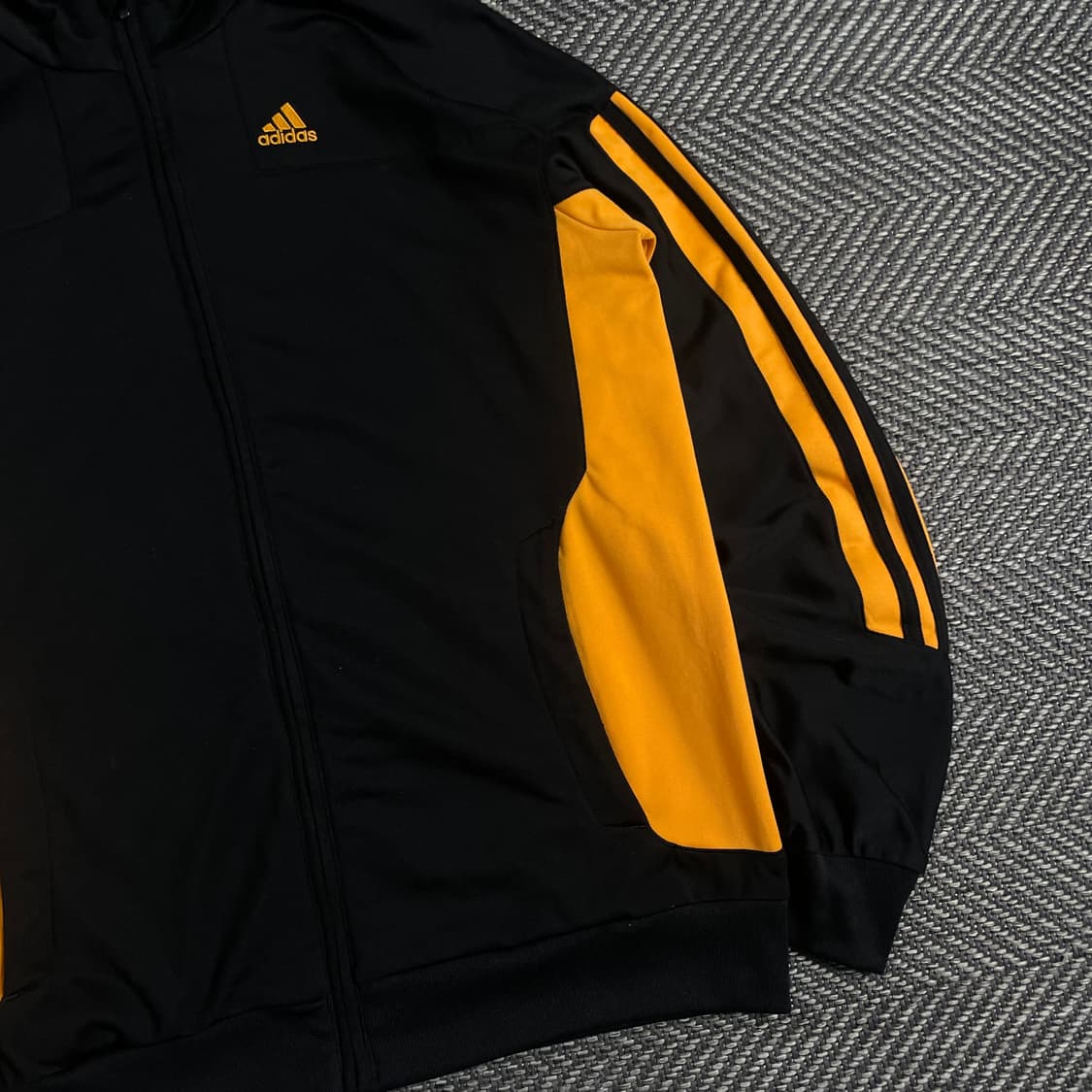 아디다스 빅로고 올드스쿨 배색 트랙탑 져지o 3525 상품이미지3