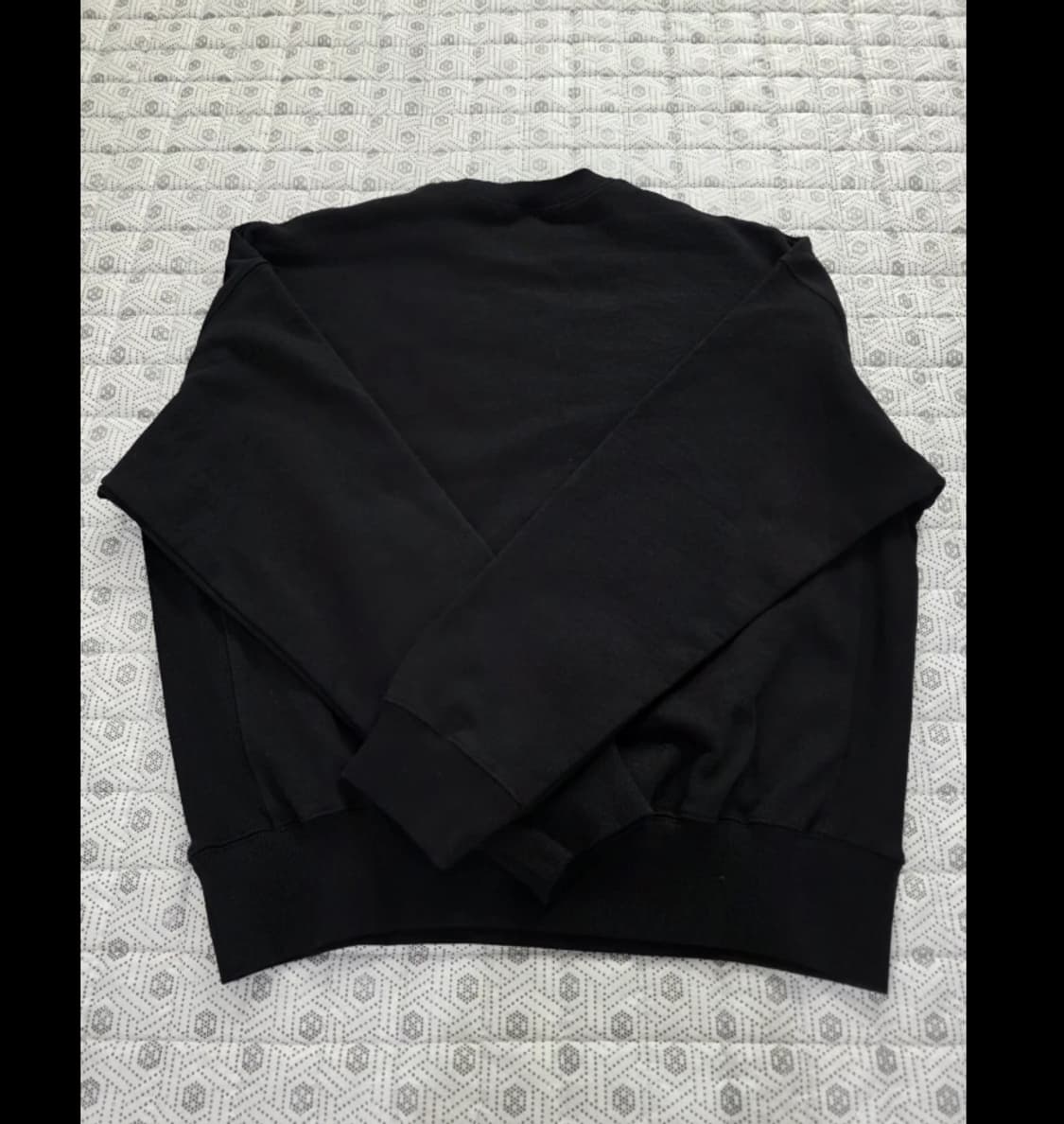 마르디 메크르디 블랙 맨투맨 상품이미지3