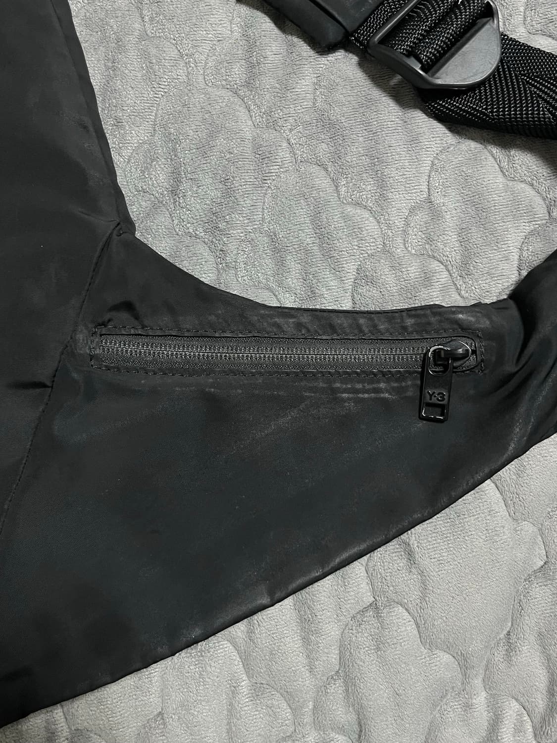 Y-3 요지야마모토 사이드 지퍼 백팩 블랙 상품이미지5