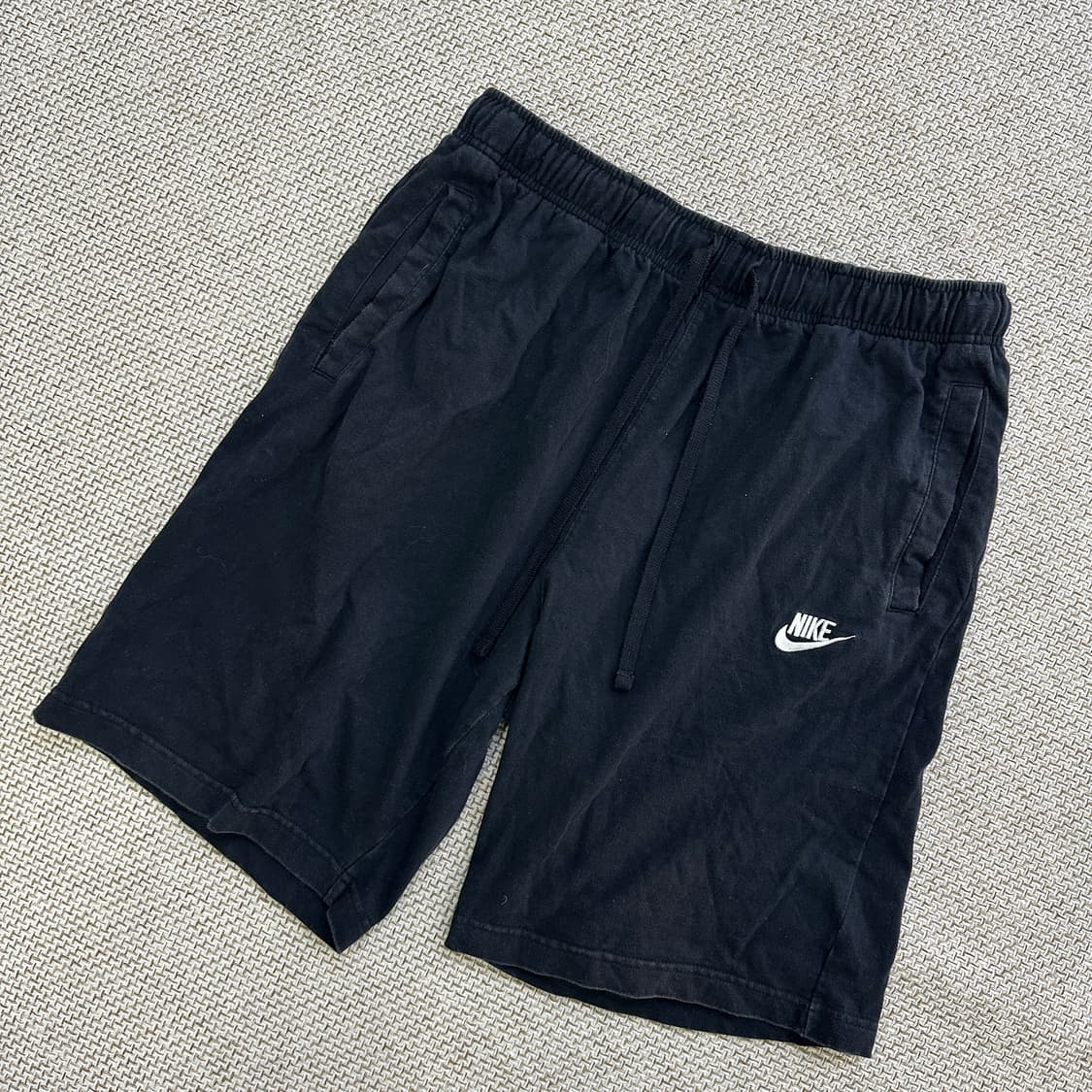 L 나이키 트레이닝 반바지 0331D 상품이미지1