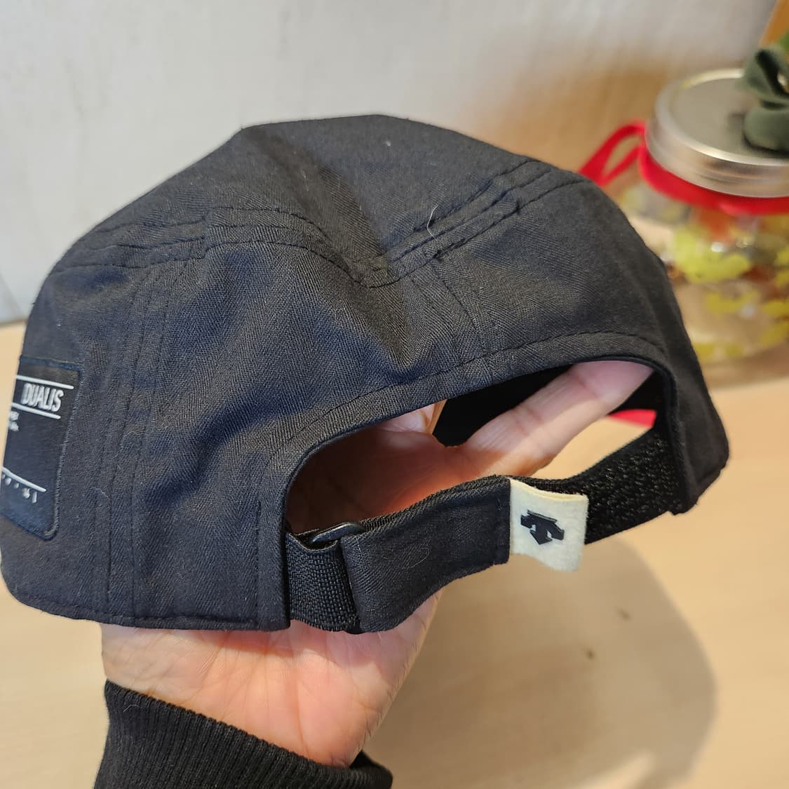 Descente 블랙 밀리터리 캡 | 테크 스트릿 무드 상품이미지3