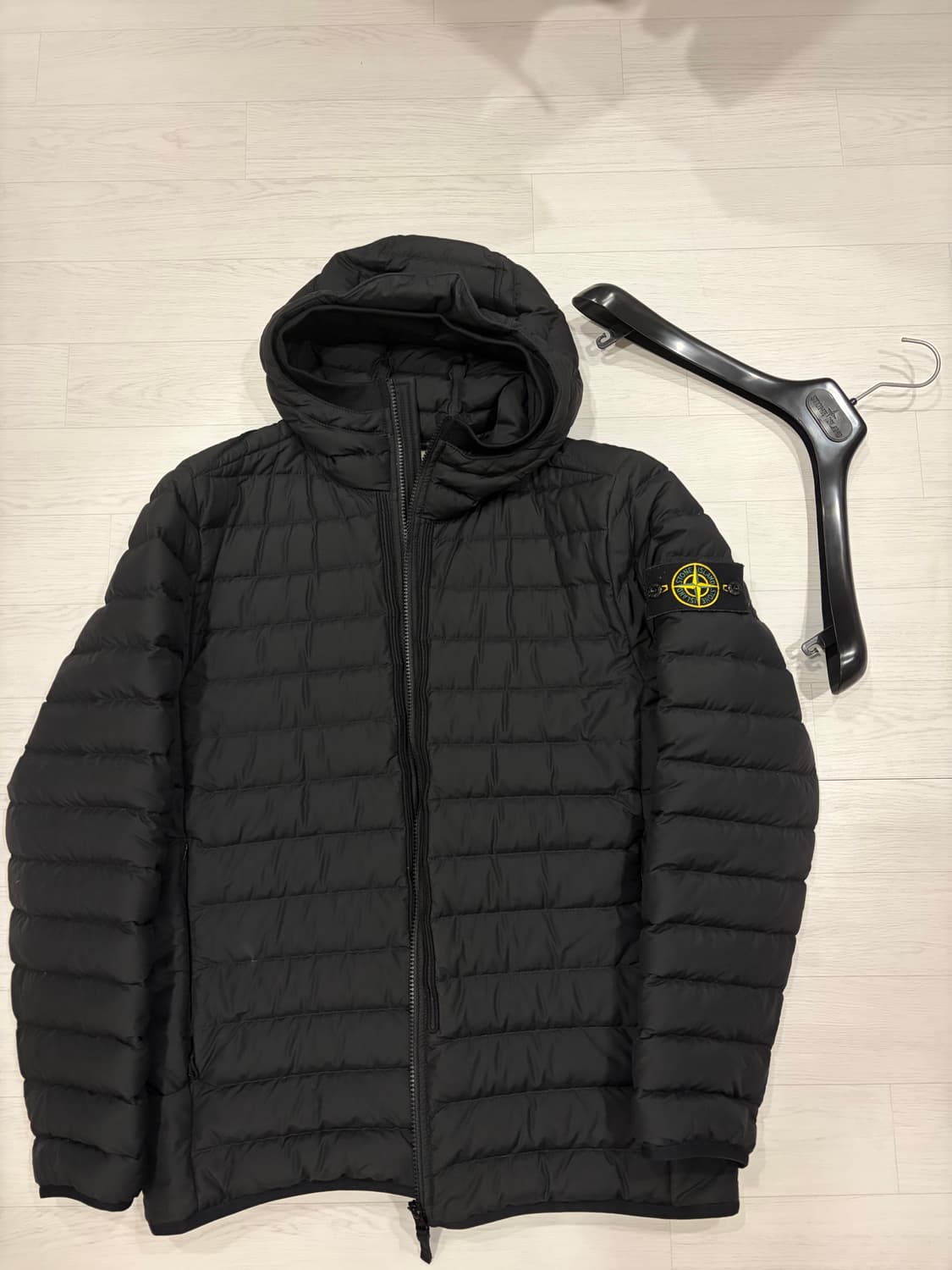 스톤아일랜드 경량패딩 L(105사이즈) 상품이미지2