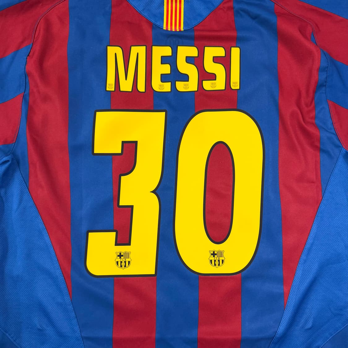 05-06 바르셀로나 홈 메시 유니포 상품이미지2