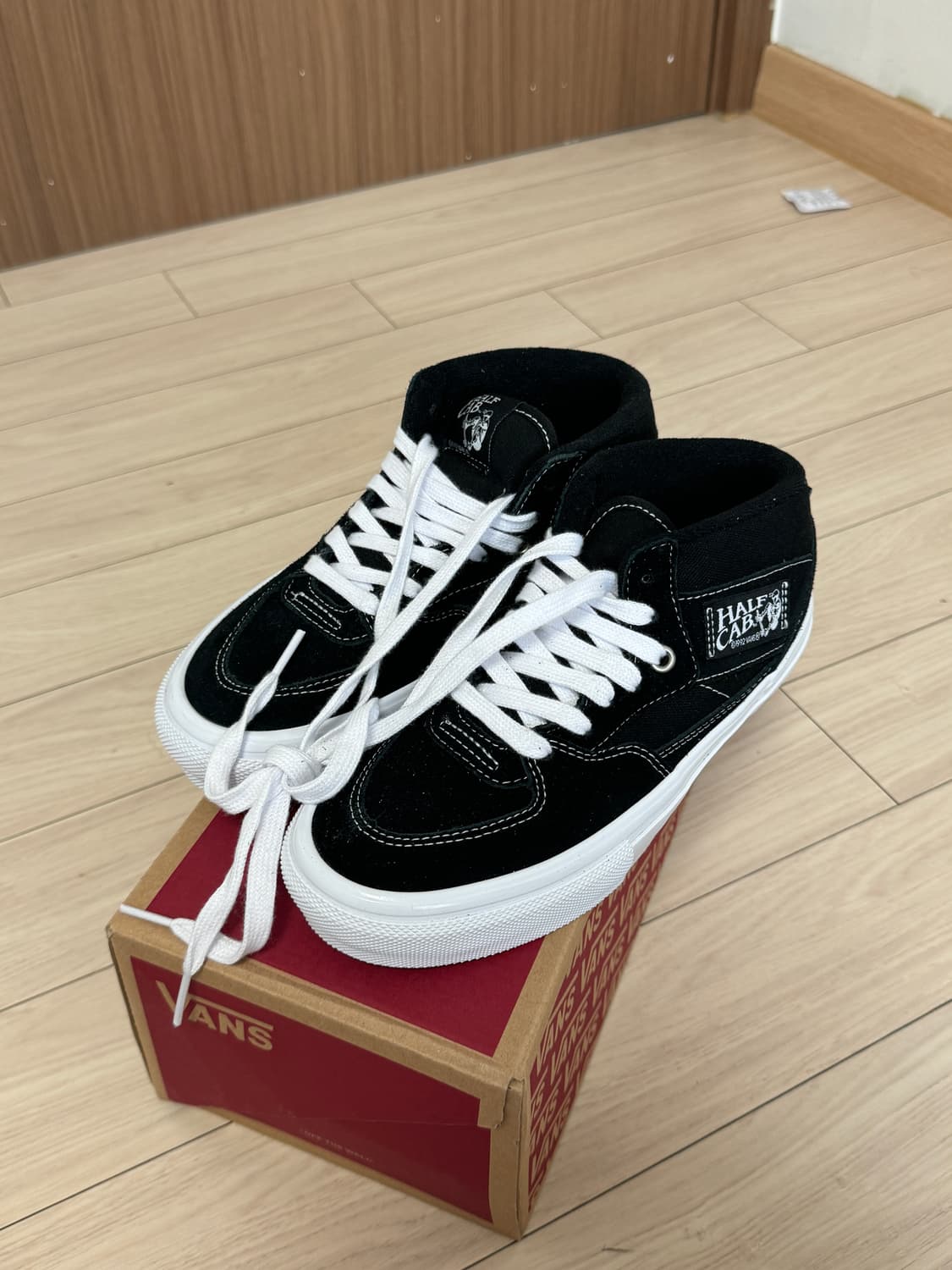 [새상품]반스 스케이트 Half Cab 하프캡 블랙 225 상품이미지1