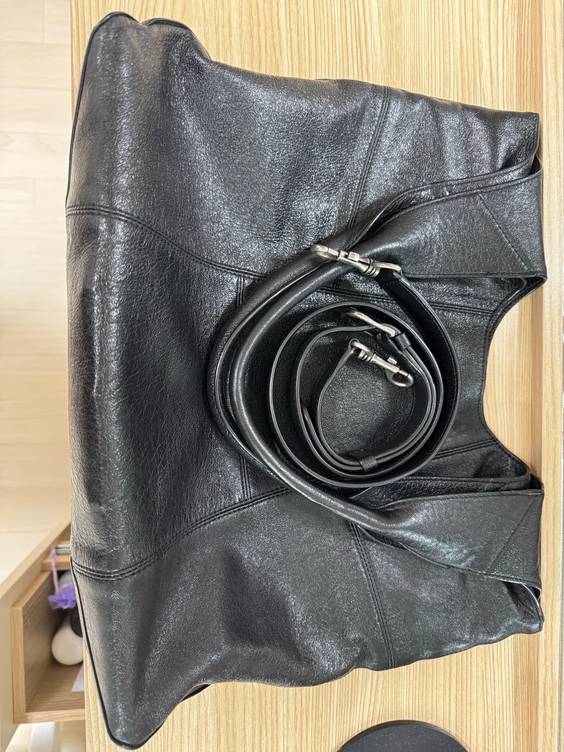 벨리에 프로치다 레더백 상품이미지1