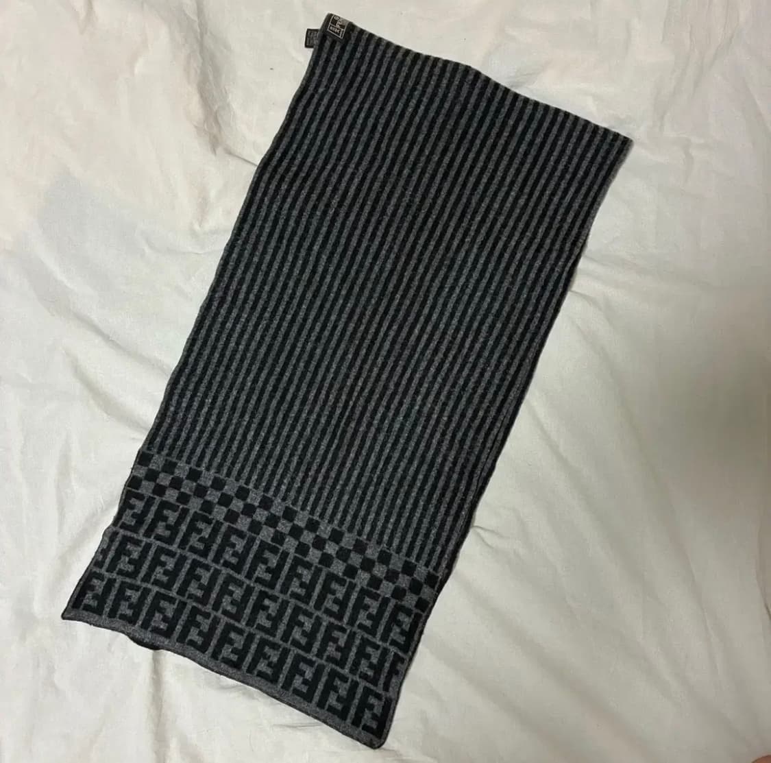 펜디 주카 스트라이프 머플러 상품이미지6