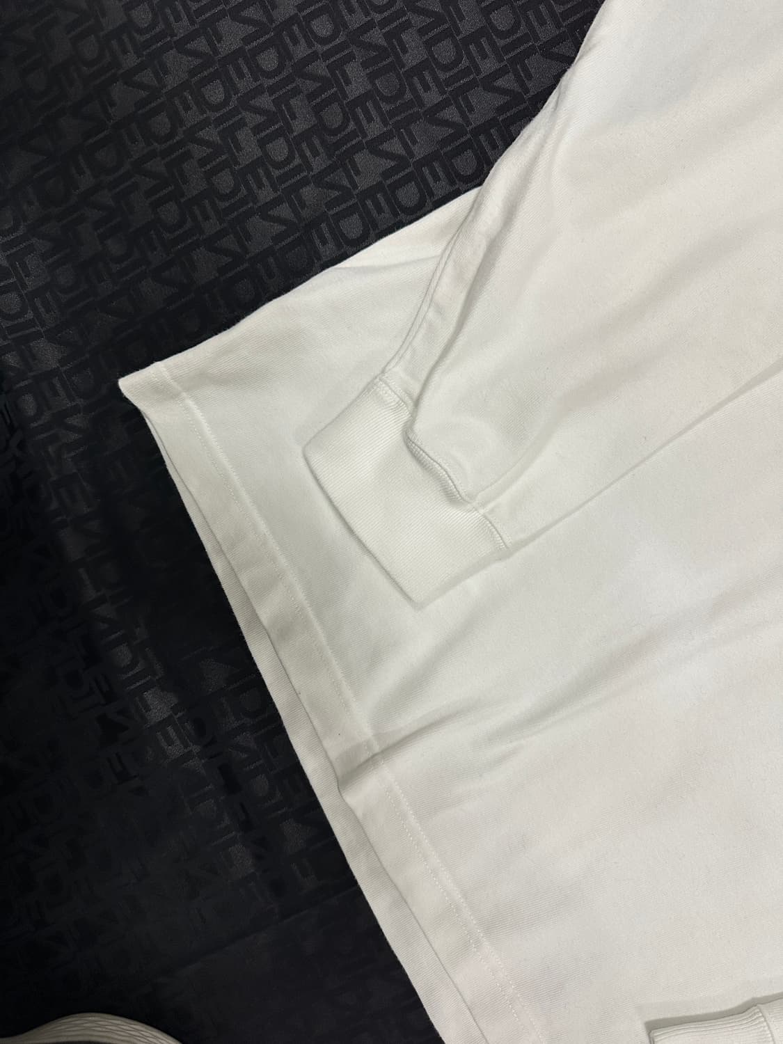 Griffin Hartland 모크넥 롱슬리브 상품이미지3