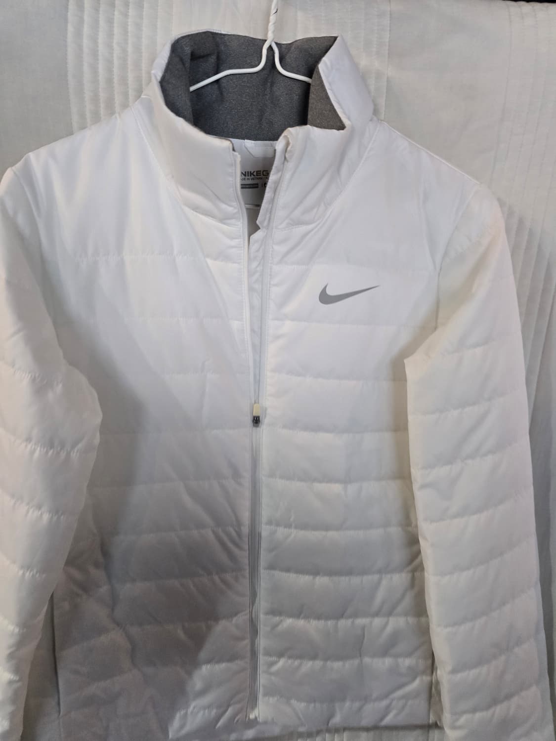 나이키 골프 화이트 경량패딩 자켓 상품이미지1