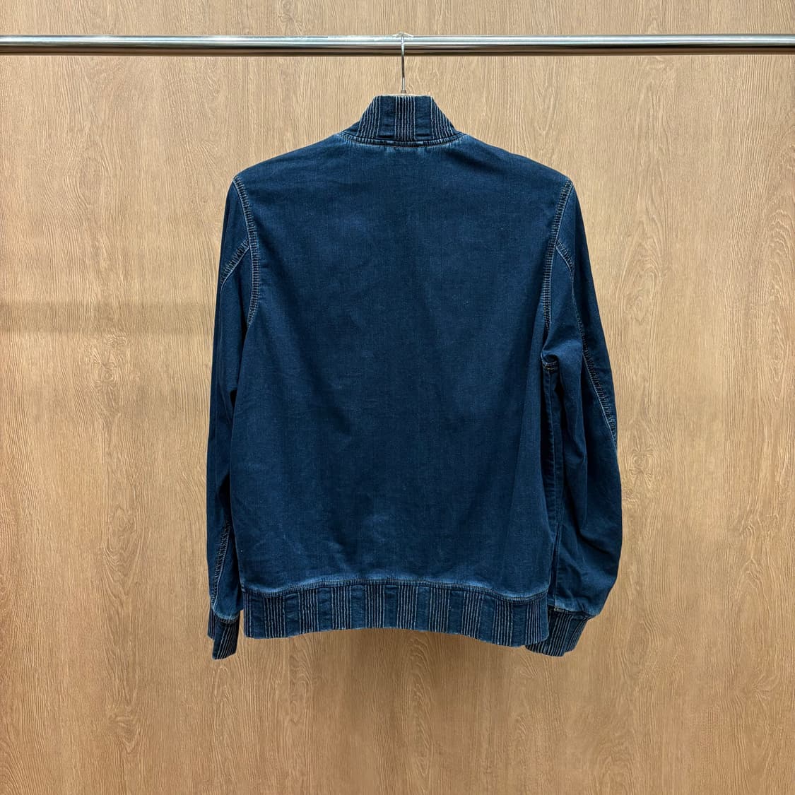 디젤 코튼 집업 자켓 데님 스티치 시보리 커프스 워싱 디테일 빈티지 블루 상품이미지3