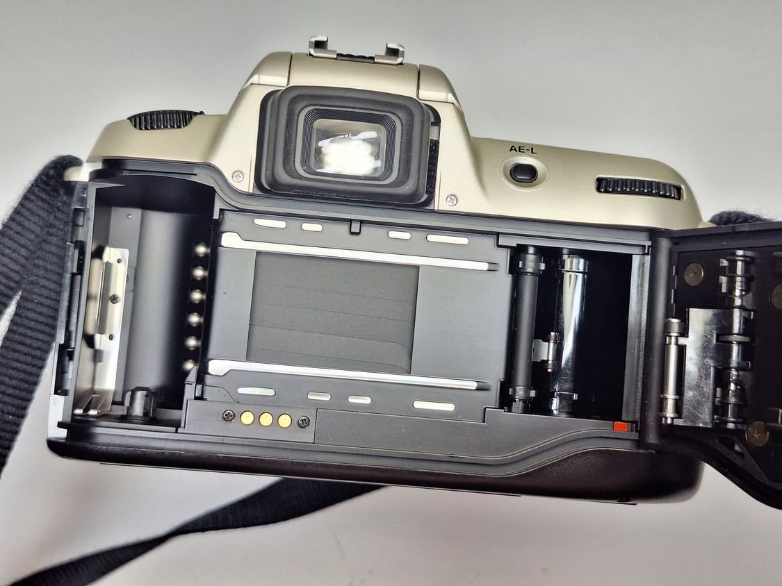 니콘 F60 필름카메라 70-210mm 빈티지 레트로 로모 앤틱 일본수입 상품이미지2