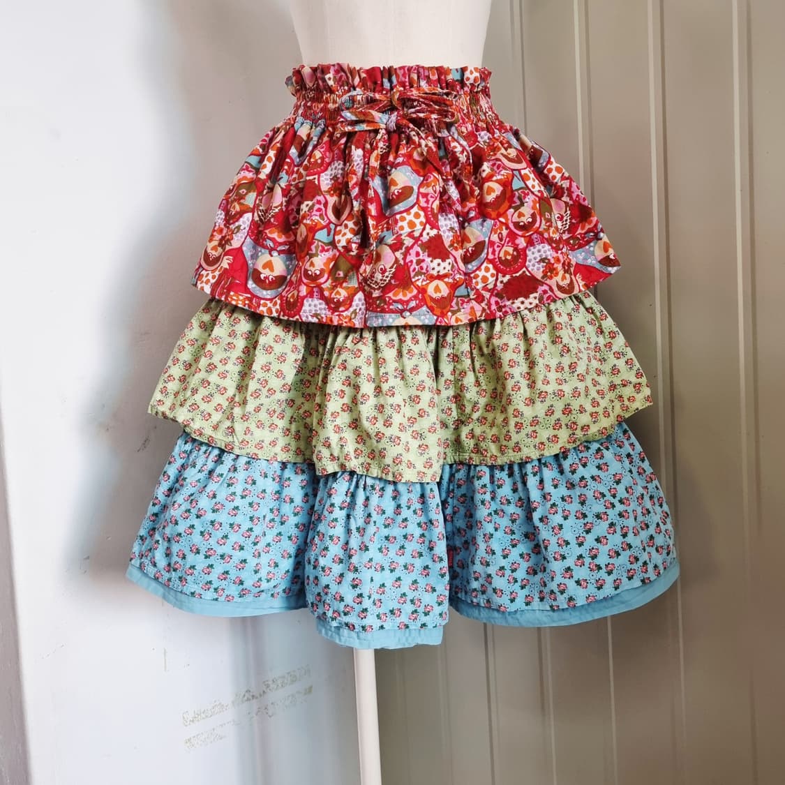 오일릴리 Oilily 코듀로이 플라워 캉캉 스커트 밴딩 치마 / 상태완벽 상품이미지3