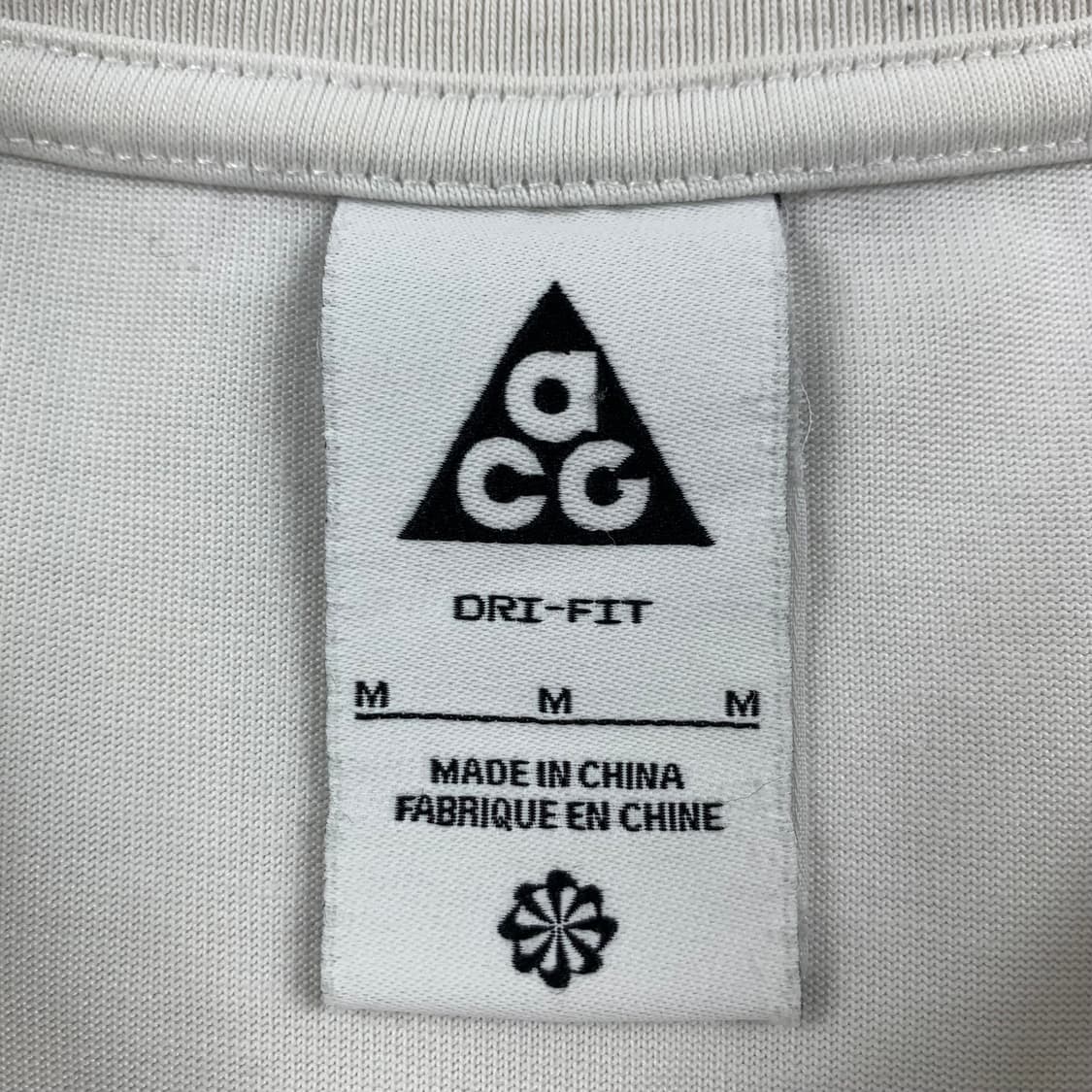 나이키 ACG 와일드우드 그래픽 반팔 티셔츠 화이트 상품이미지6