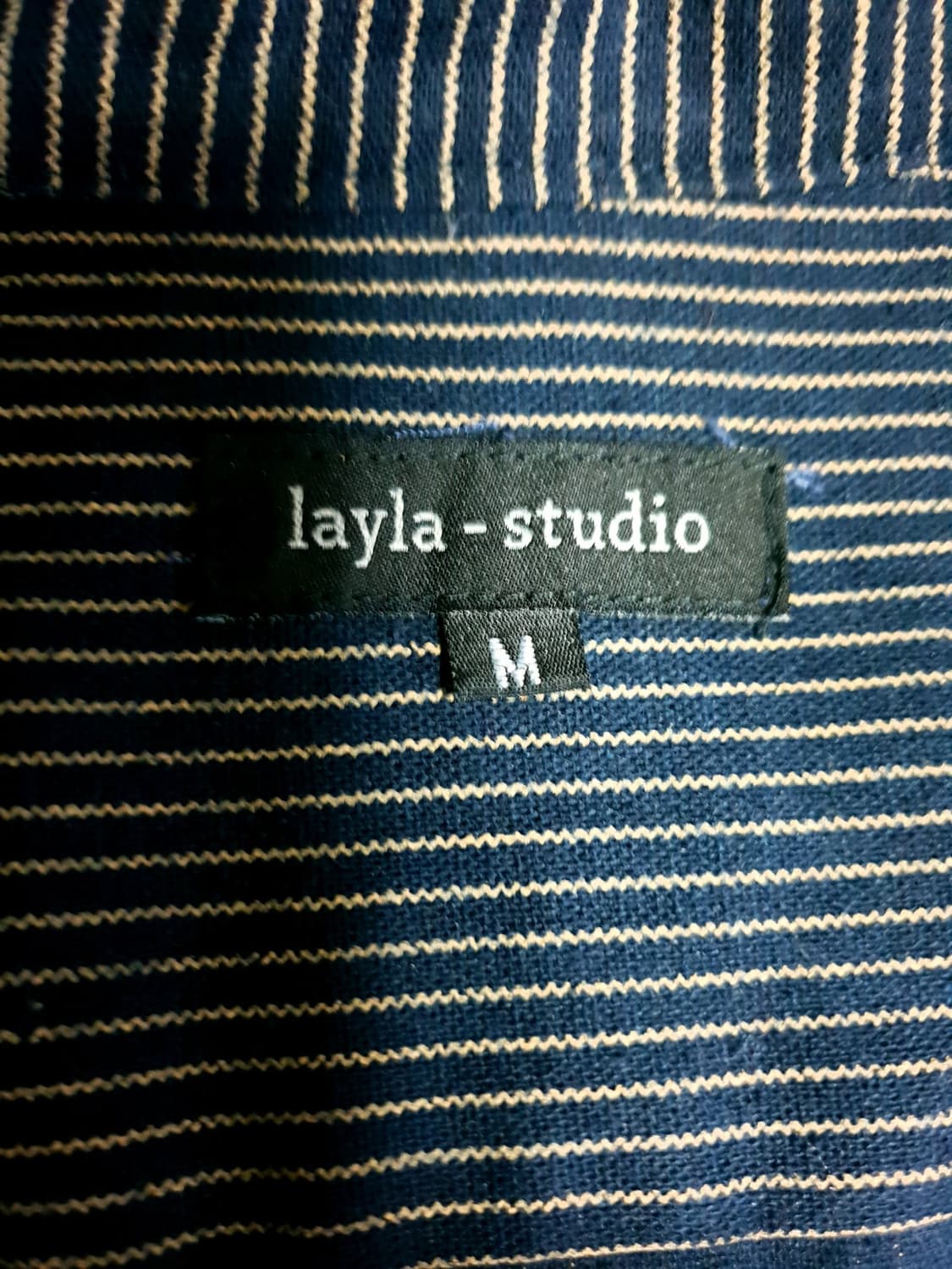 LAYLA-STUDIO 스트라이프 오픈카라 반팔셔츠 네이비 올리브 (M) 상품이미지4