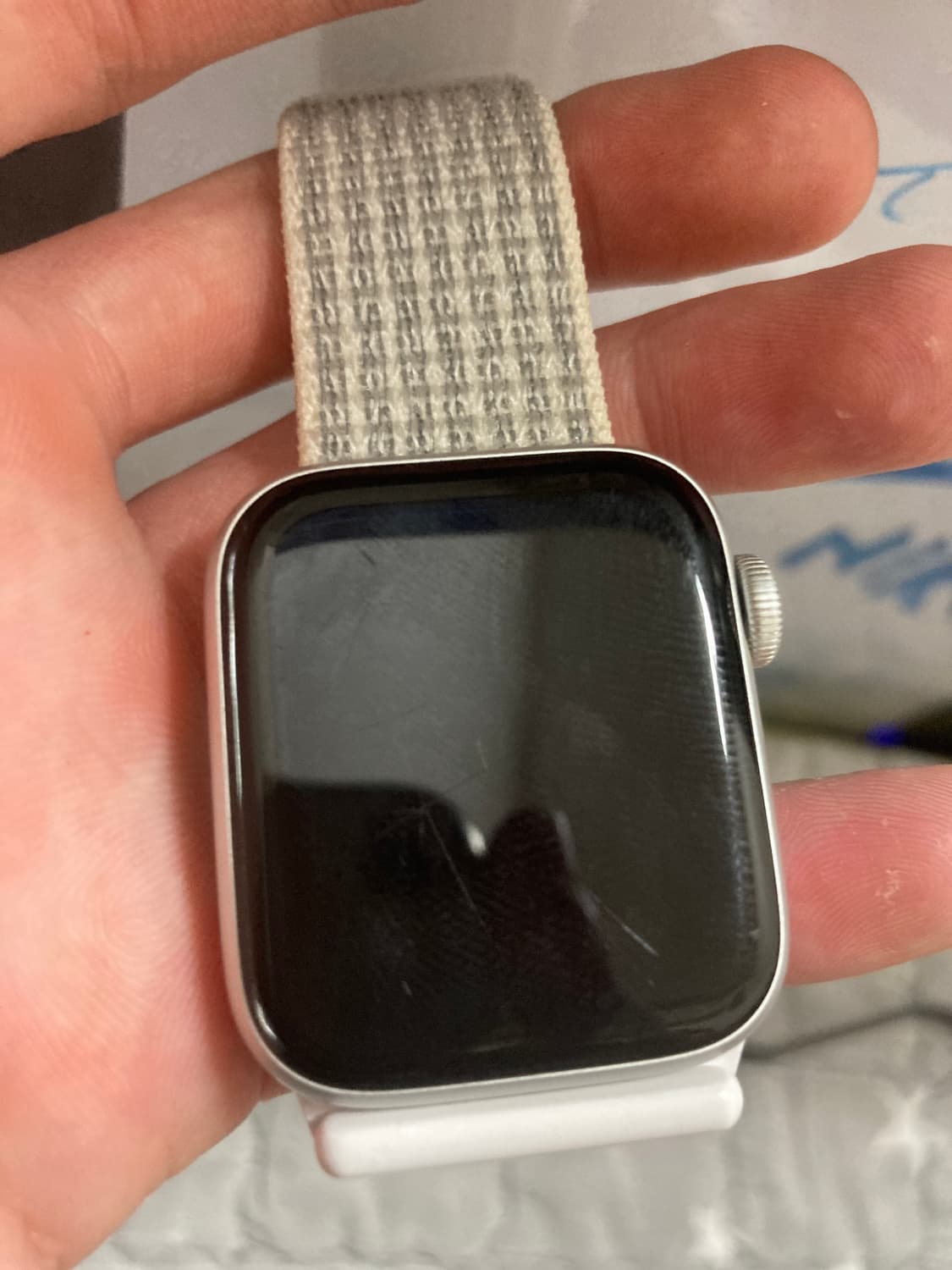 애플워치 se 랑 파라점퍼스 니트 패딩 교신 구해요 상품이미지2