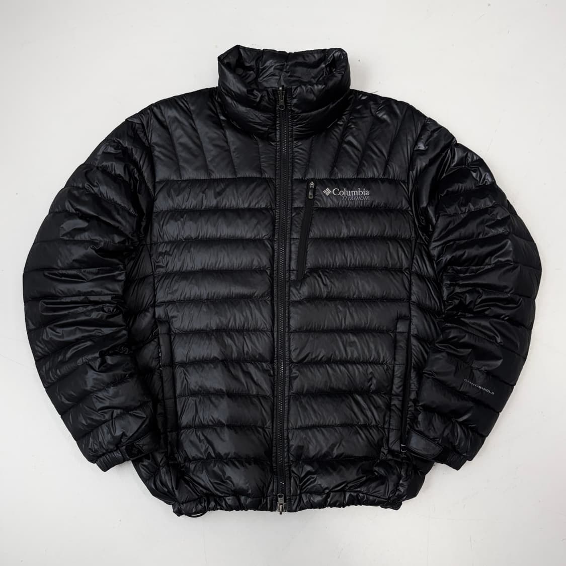 컬럼비아 애벌레 고프코어 경량패딩 블랙 상품이미지2