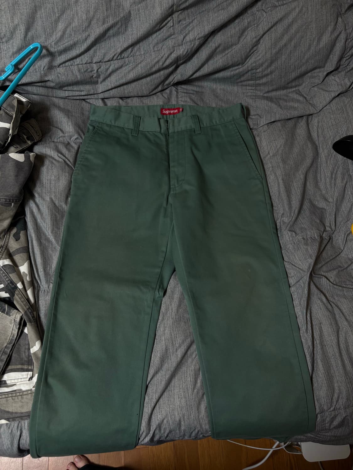 슈프림 워크팬츠 상품이미지1