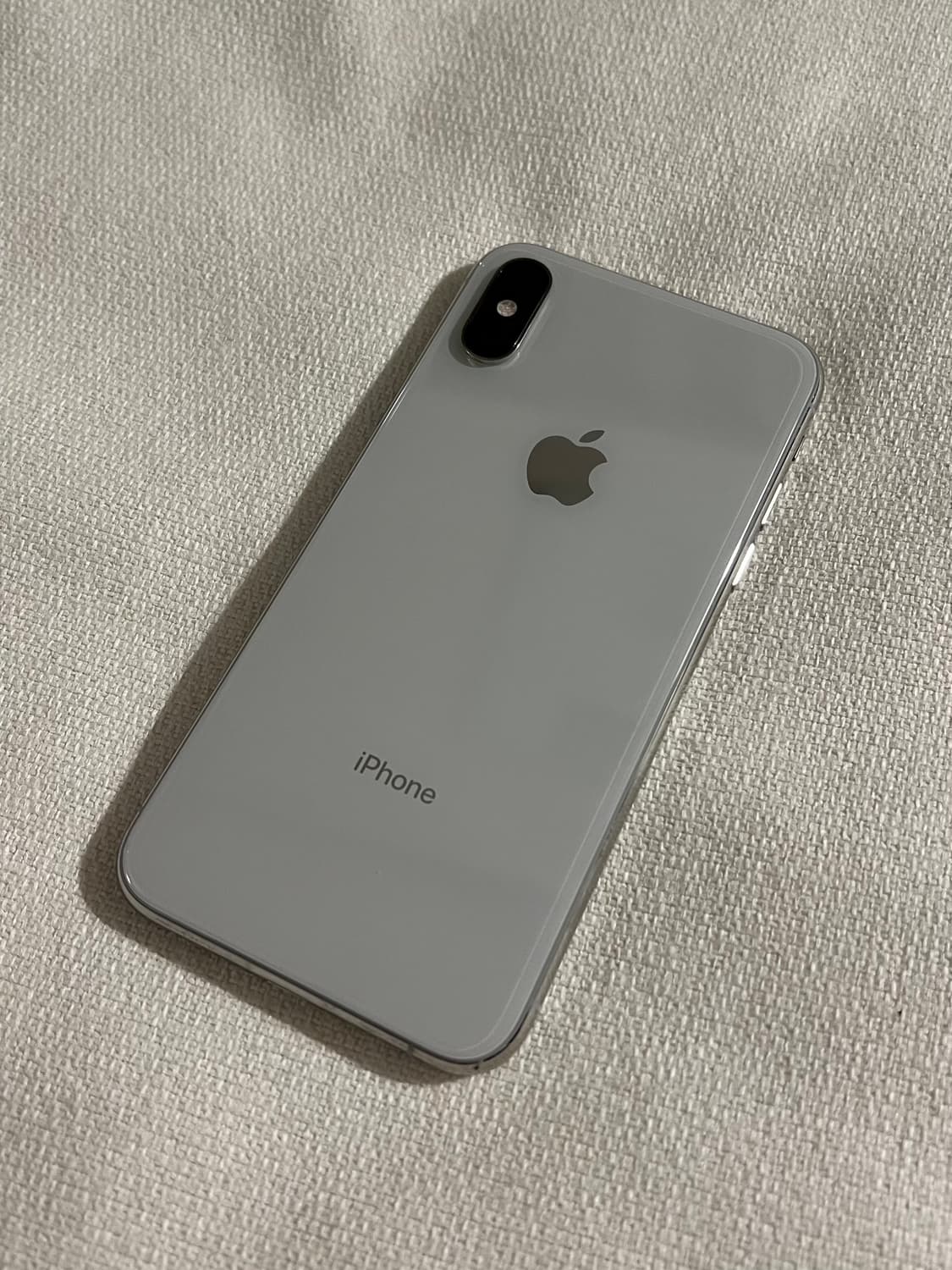 아이폰 XS 실버 64기가 상품이미지2