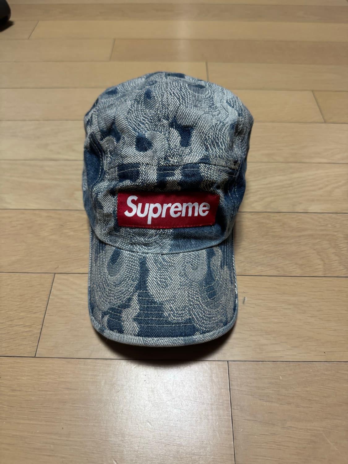 [FREE]슈프림 플레임 자카드 데님 캠프캡 판매합니다. 상품이미지1