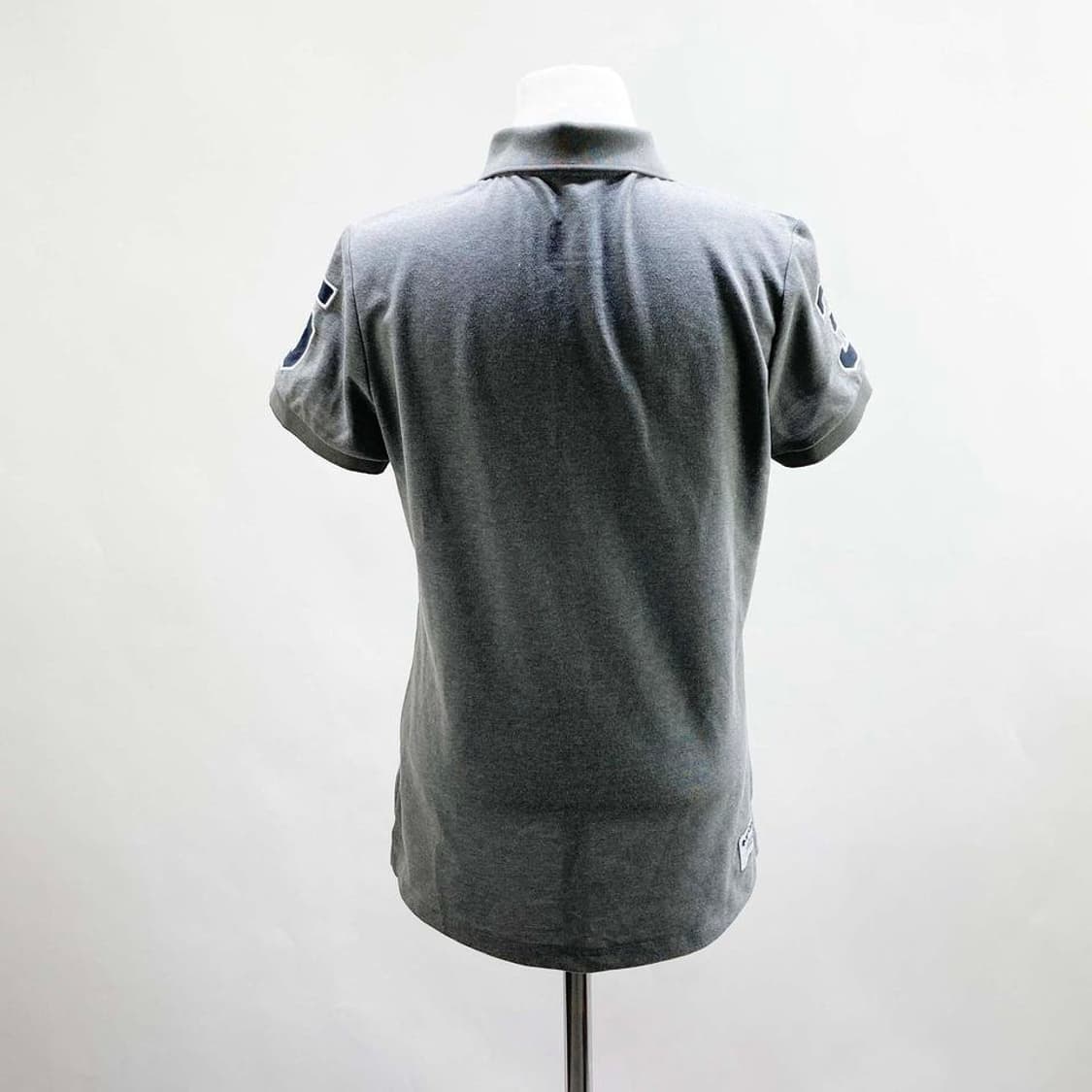 데상트 여성스포츠반팔티 그레이 90 진스센스 상품이미지3