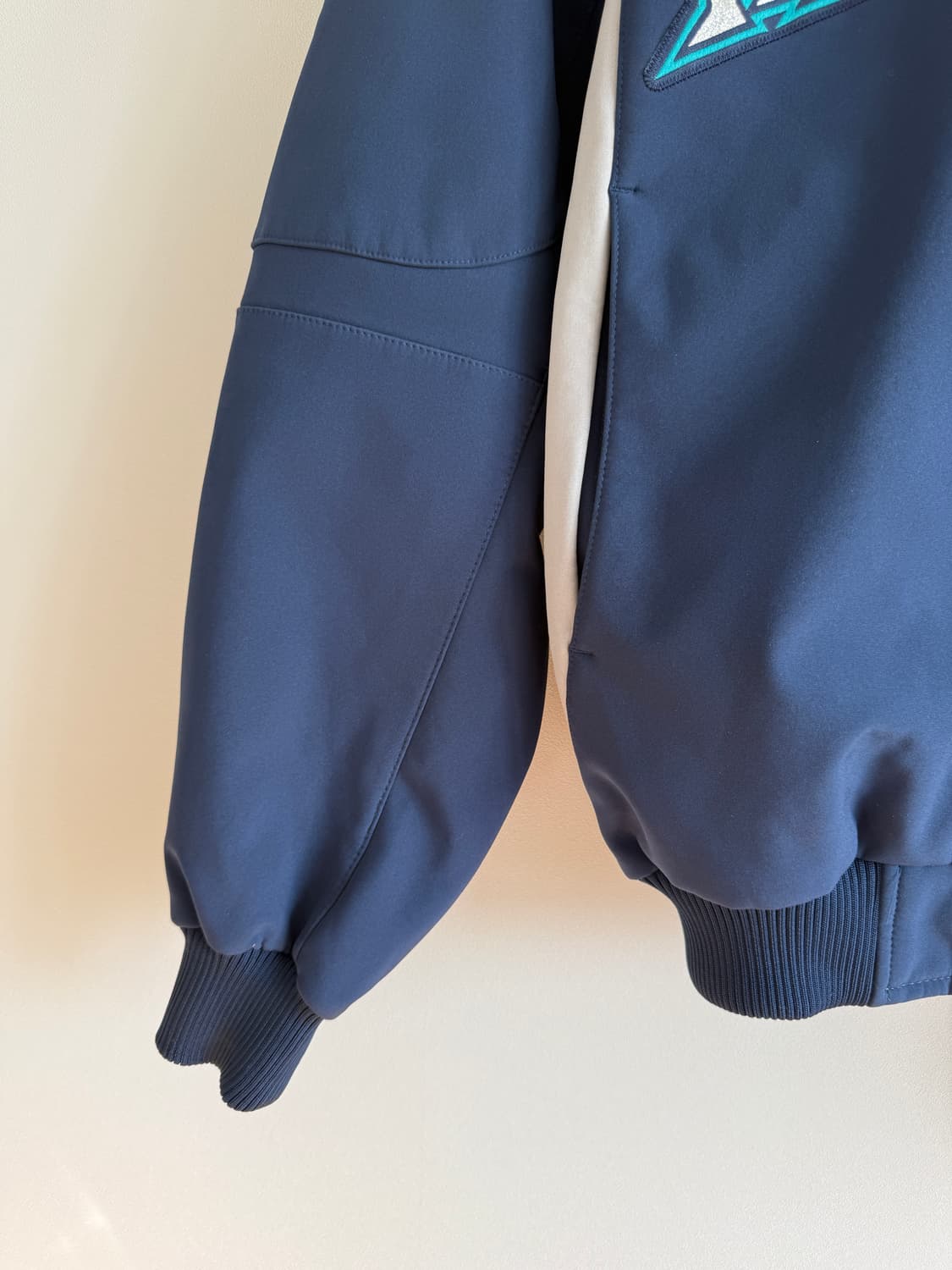 마제스틱(Majestic) 집업 점퍼 상품이미지4